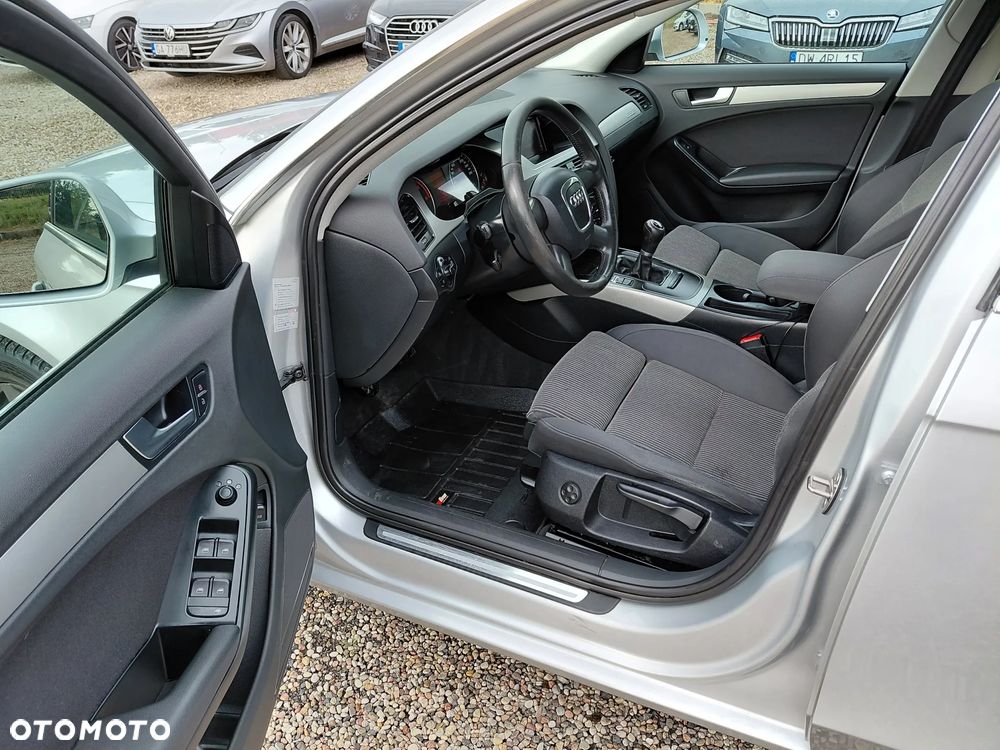 Audi A4 Limousine 3.0 TDI DPF quattro Ambiente - 15