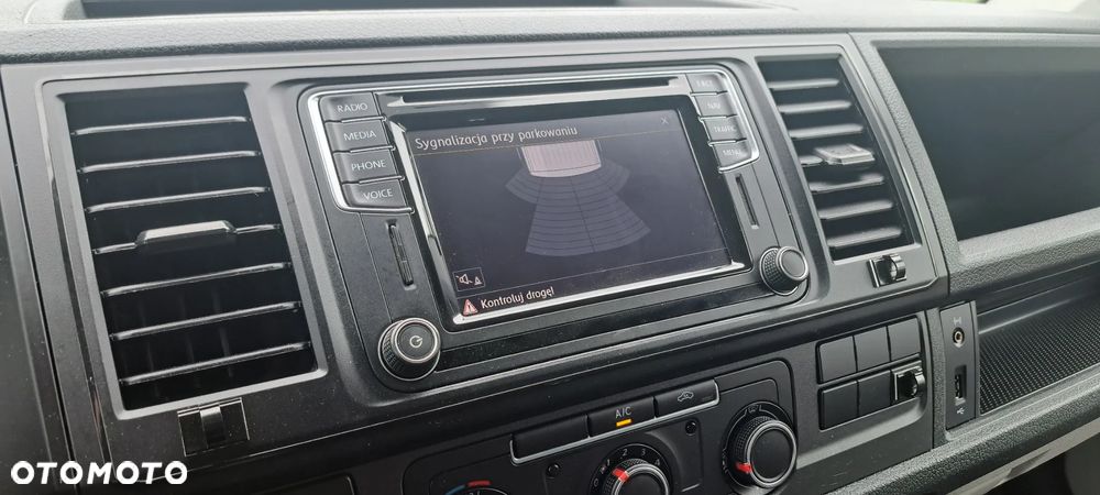 Volkswagen Transporter T6 - 22
