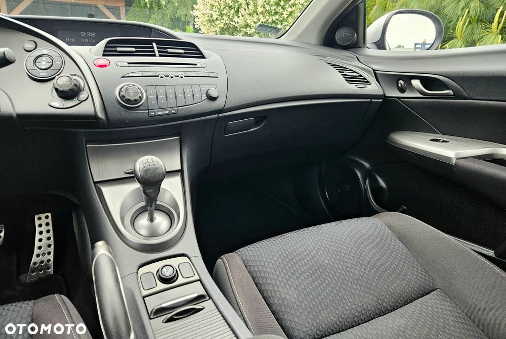Honda Civic 1.4 Comfort - 21