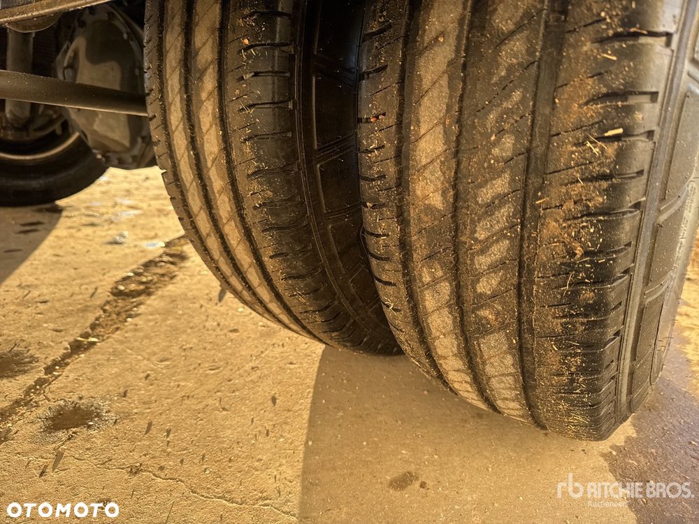Iveco 70C18 - 32