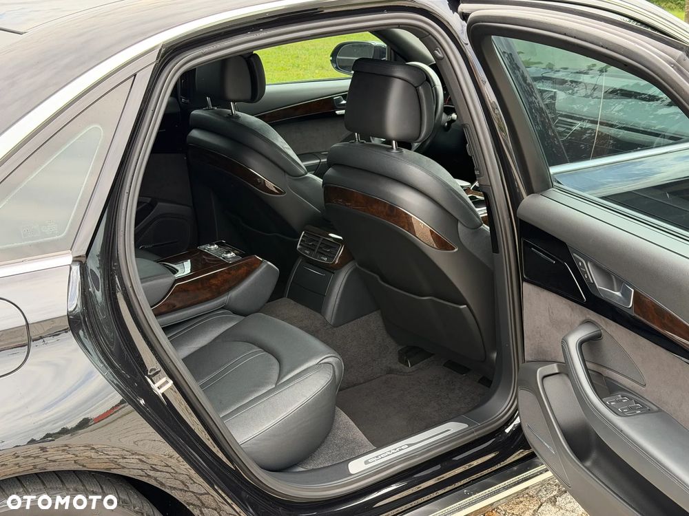 Audi A8 4.0 TFSI cylinder on demand quattro tiptronic Lang - 24