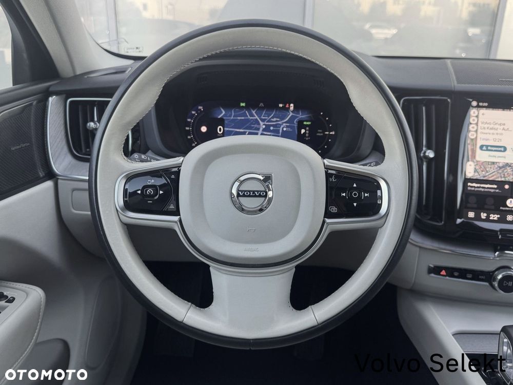 Volvo XC 60 - 25