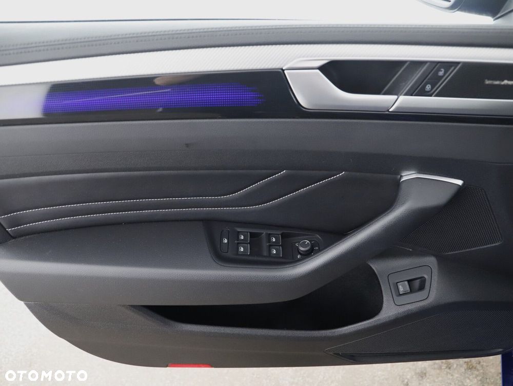 Volkswagen Arteon Shooting Brake 2.0 TDI 4Motion R-Line DSG - 23