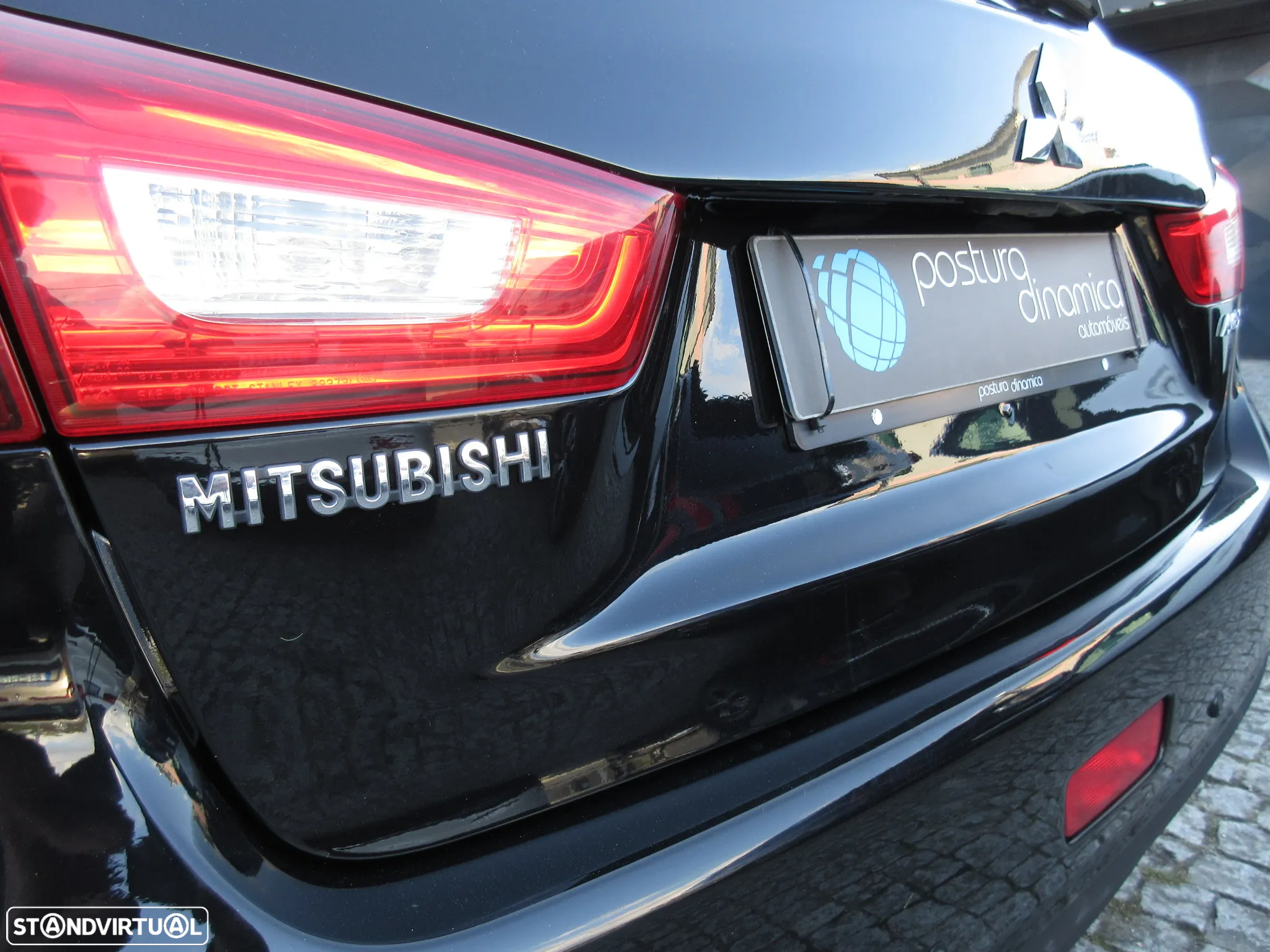 Mitsubishi ASX 1.6 Cross City - 16