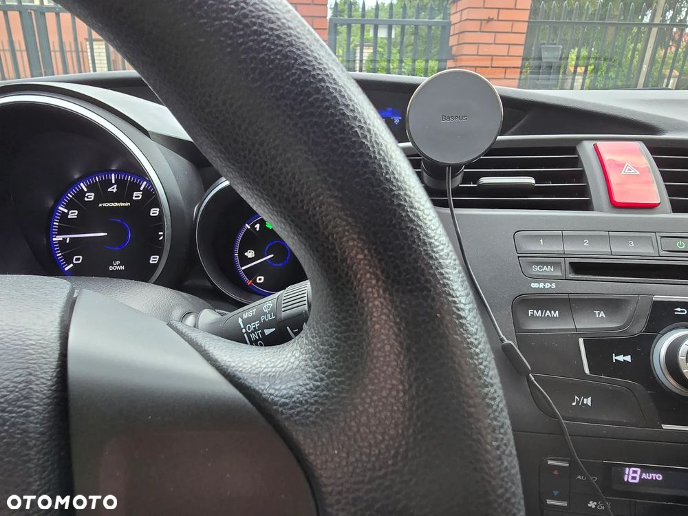 Honda Civic 1.4 i-VTEC Comfort - 28