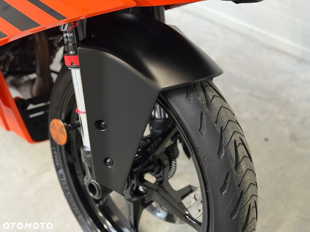 KTM RC 125 - 10