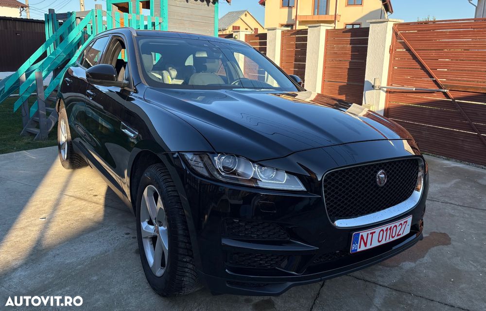Jaguar F-Pace 20d AWD Aut. R-Sport - 1