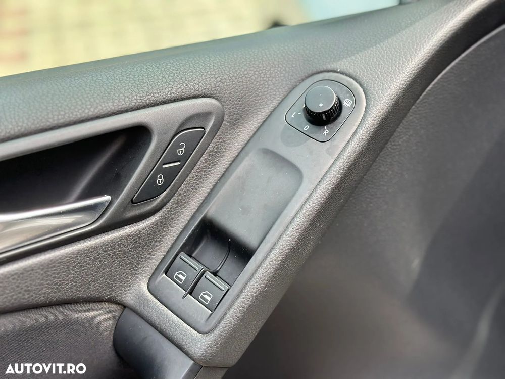 Volkswagen Golf 1.4 Team - 22