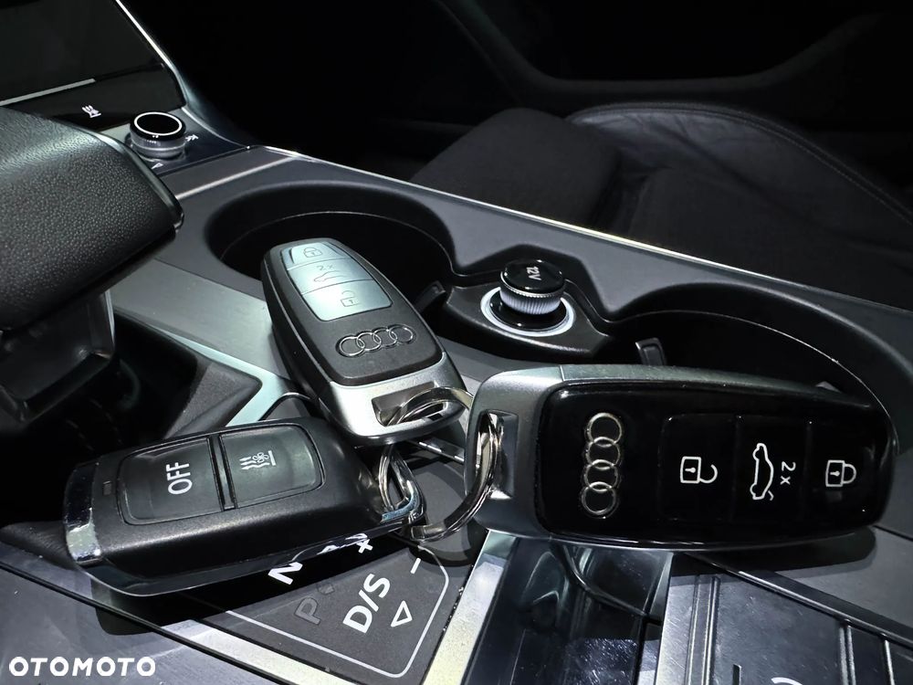 Audi A6 Avant 40 TDI S tronic sport - 28