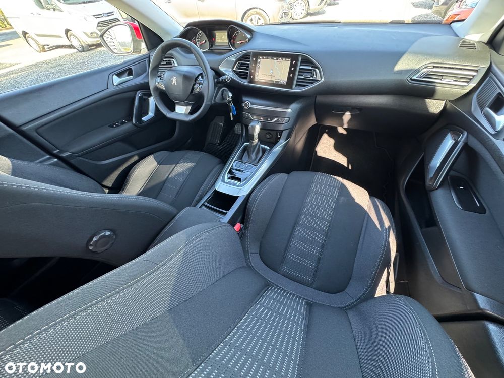Peugeot 308 - 18
