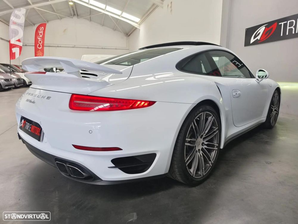 Porsche 911 (991) Turbo PDK - 24