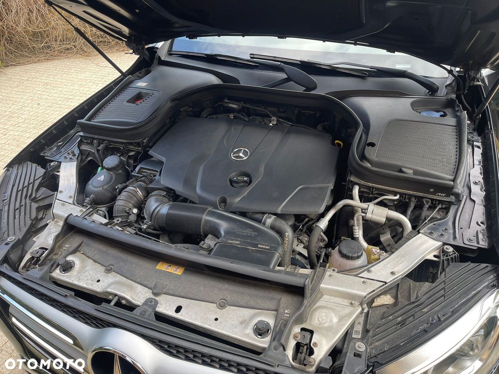 Mercedes-Benz GLC 220 d 4Matic 9G-TRONIC - 5