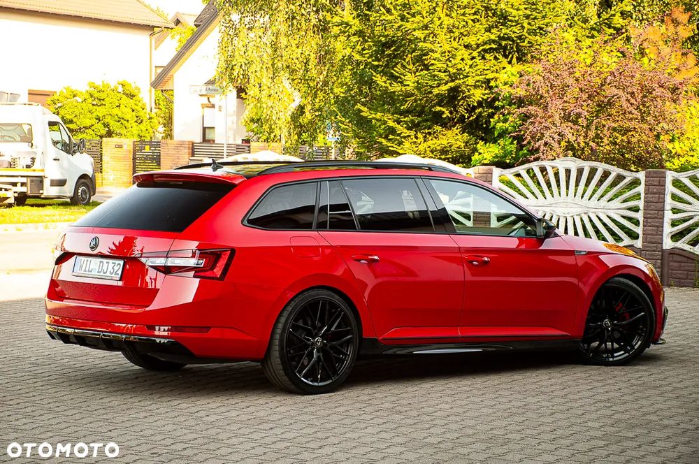 Skoda Superb 2.0 TDI 4x4 DSG Sportline - 20