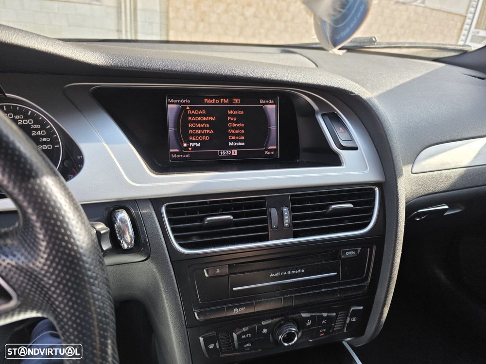 Audi A4 Avant 2.0 TDI DPF S line Sport Pack - 5