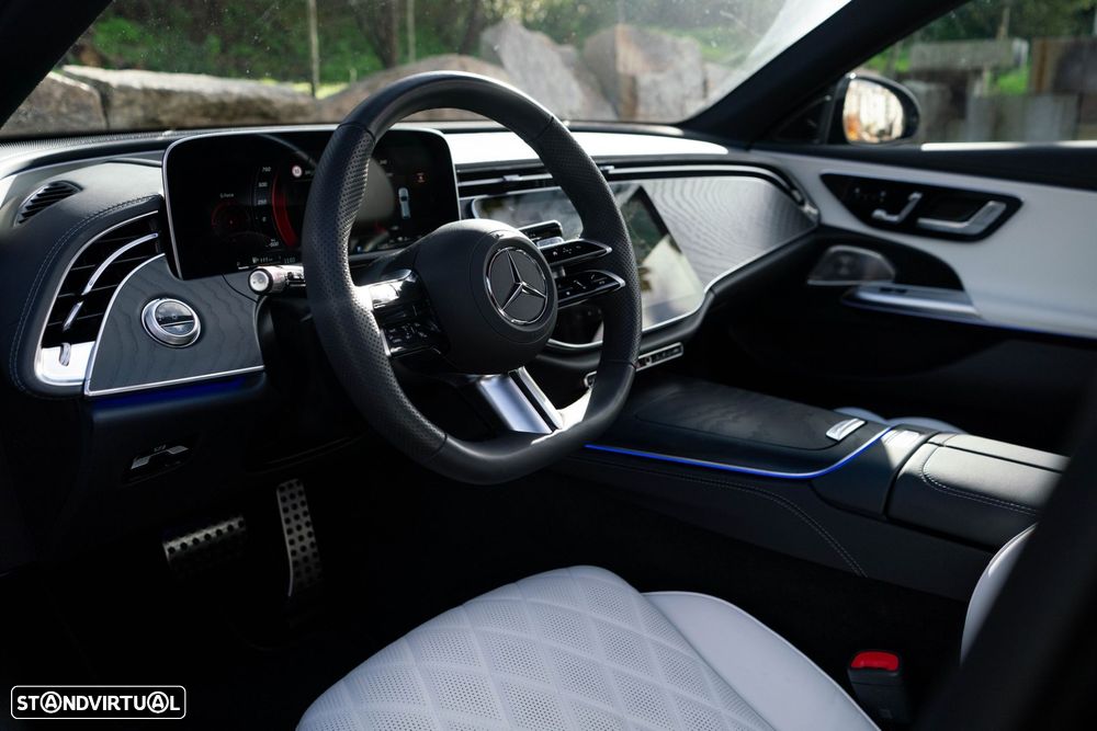 Mercedes-Benz E 300 - 21