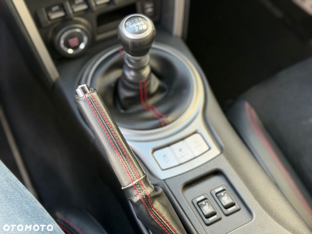 Subaru BRZ 2.0i TSE - 12