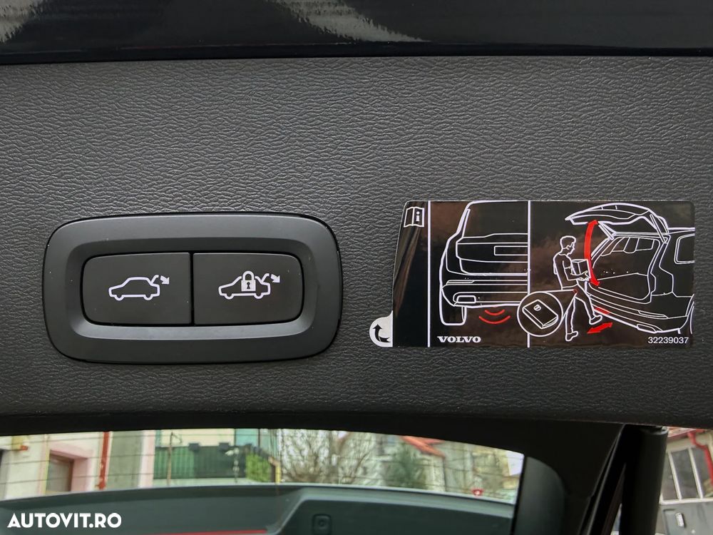 Volvo XC 40 D3 Momentum - 19