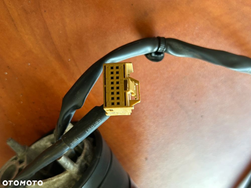 SEAT EXEO 09-13r LUSTERKO PRAWE 5 PINÓW - 5