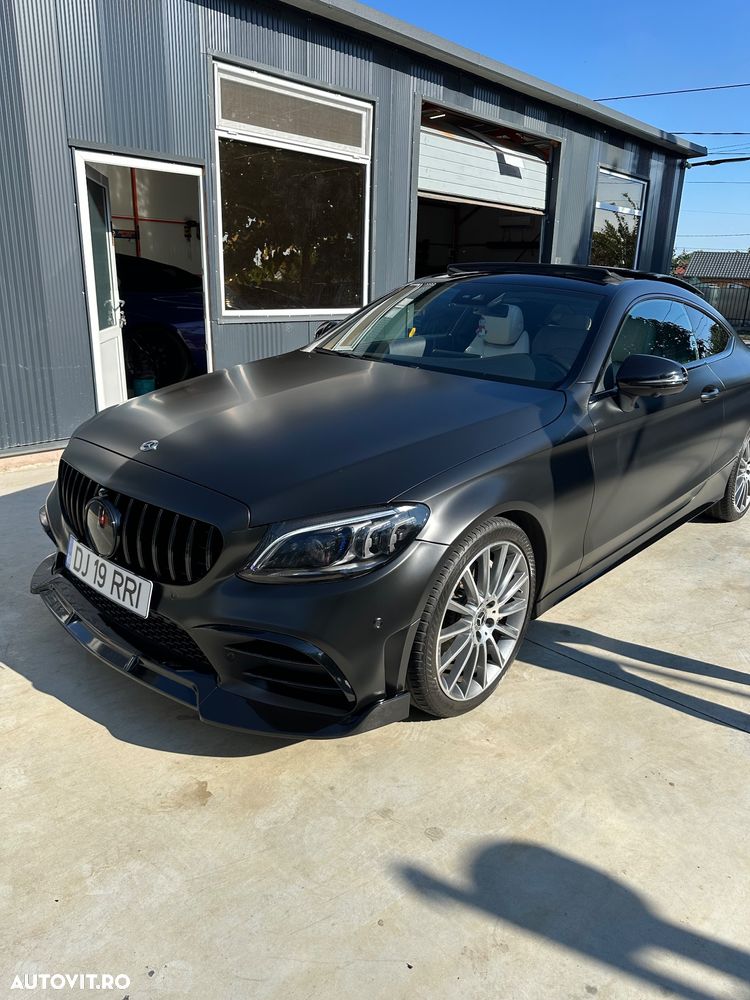 Mercedes-Benz C 300 9G-TRONIC AMG Line Plus - 11