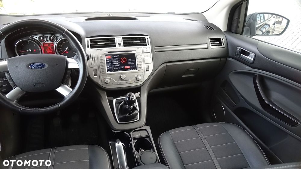 Ford Kuga - 30
