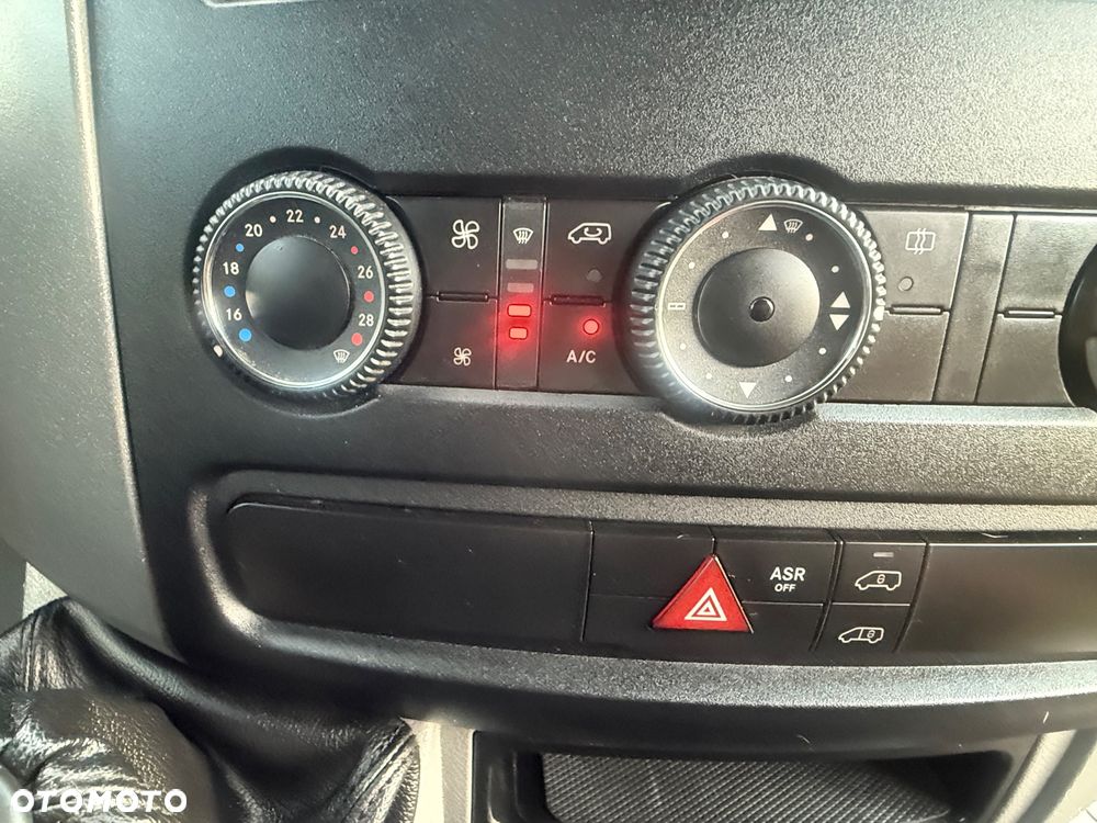 Mercedes-Benz Sprinter (BlueTec) 906.233 BlueEFFICIENCY - 19