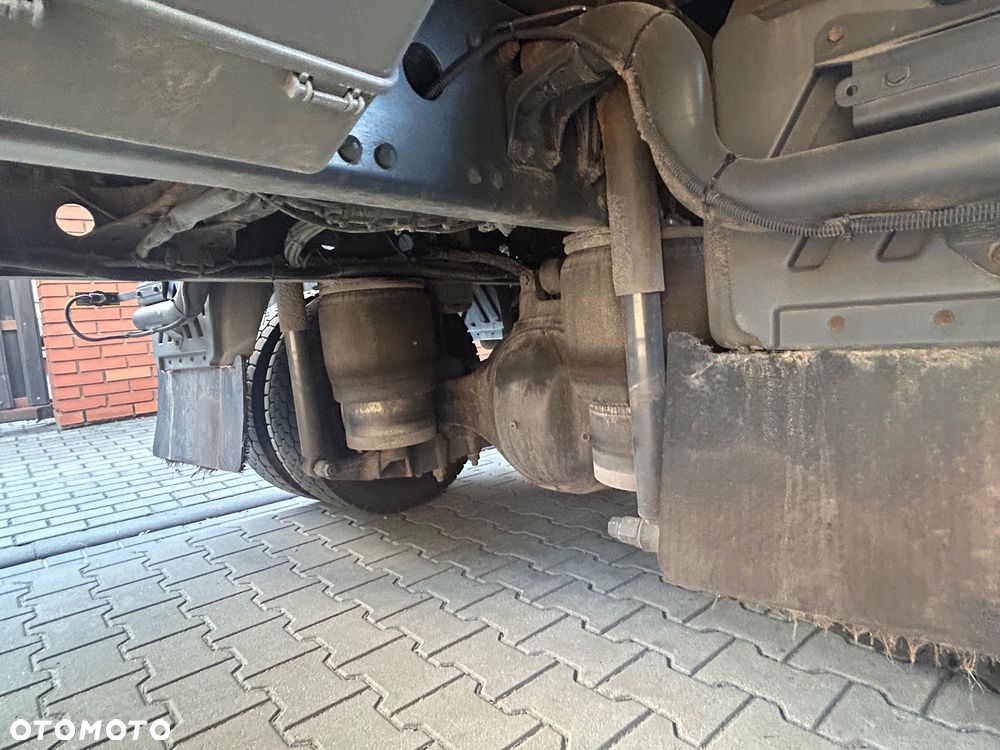 Mercedes-Benz ATEGO 1218 18 paletowy dł.7,25 szer.2,49 wys.2,35 - 13