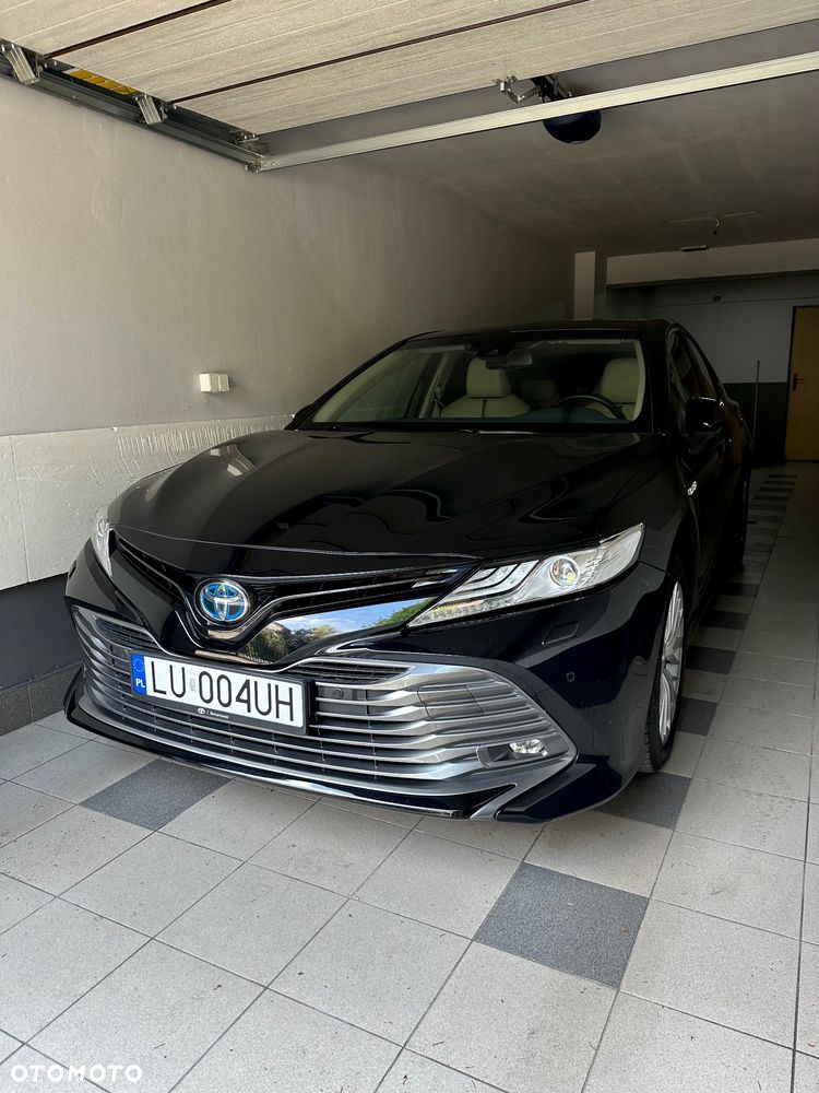 Toyota Camry 2.5 Hybrid Executive CVT - 6