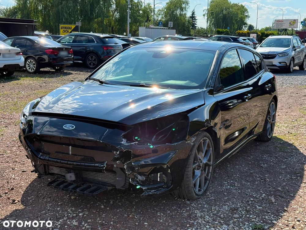 Ford Focus 2.3 EcoBoost ST - 13