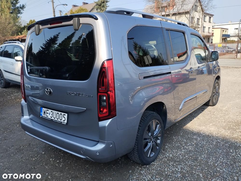 Toyota Proace City Verso Long 1.2 D-4T Business - 4