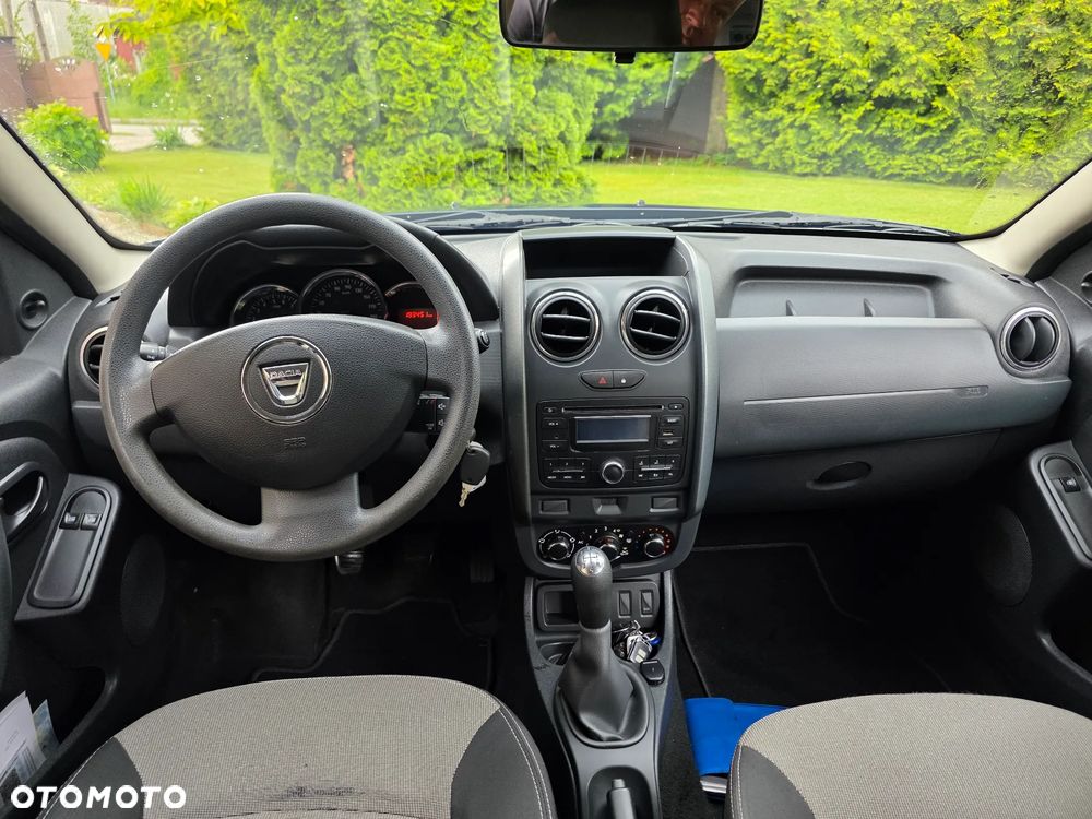 Dacia Duster 1.6 16V 105 4x2 Laureate - 9