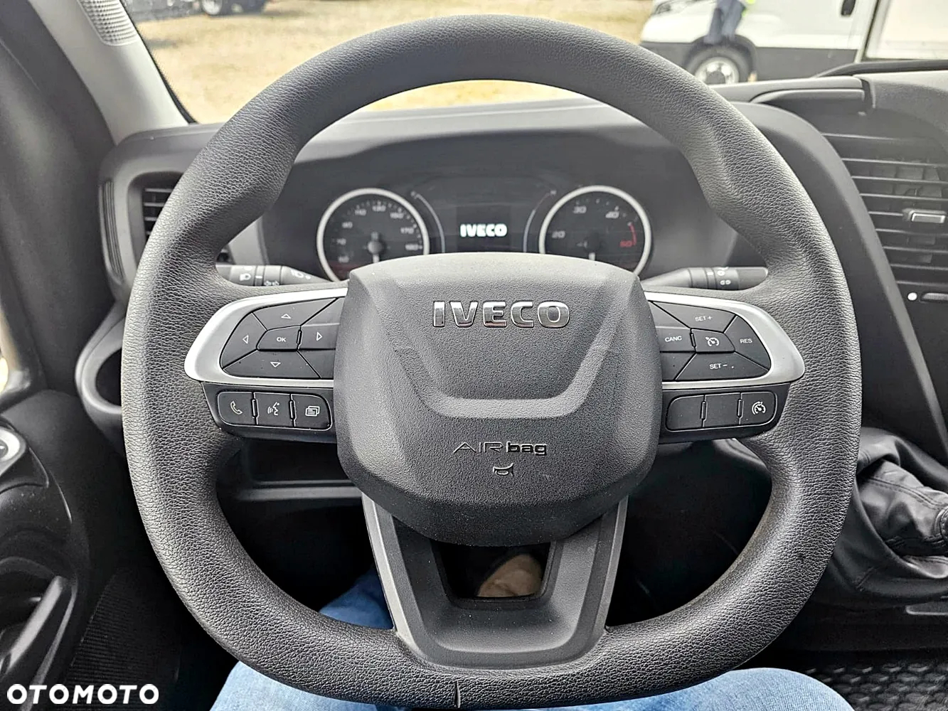 Iveco 35C16 - 10