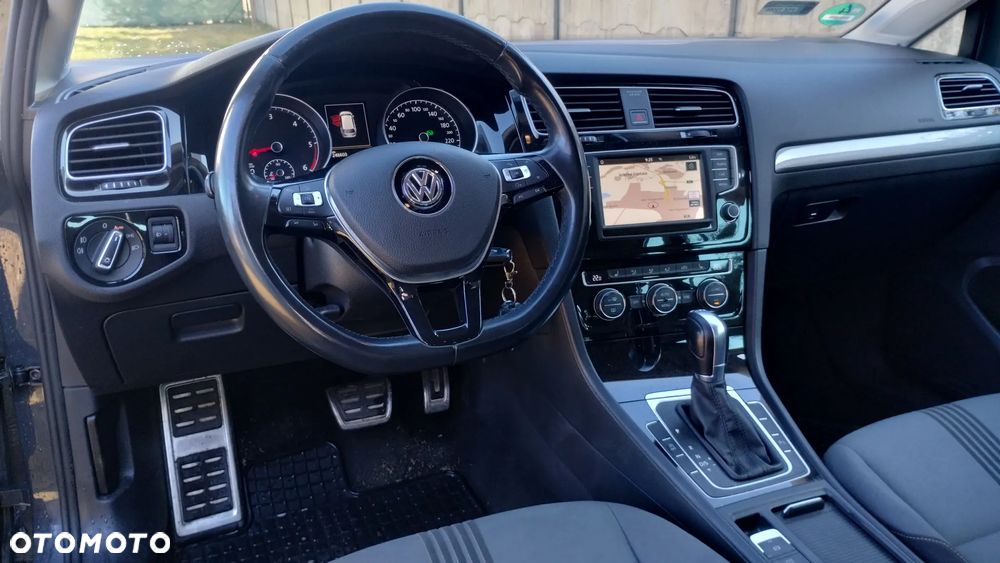 Volkswagen Golf 2.0 TDI BlueMotion Technology DSG Allstar - 3