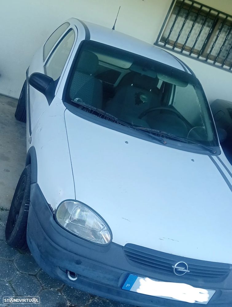 Opel Corsa - 1