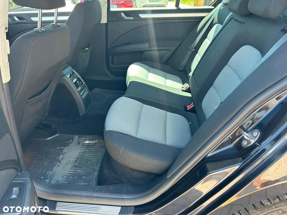 Skoda Superb 1,9 TDI Comfort - 23
