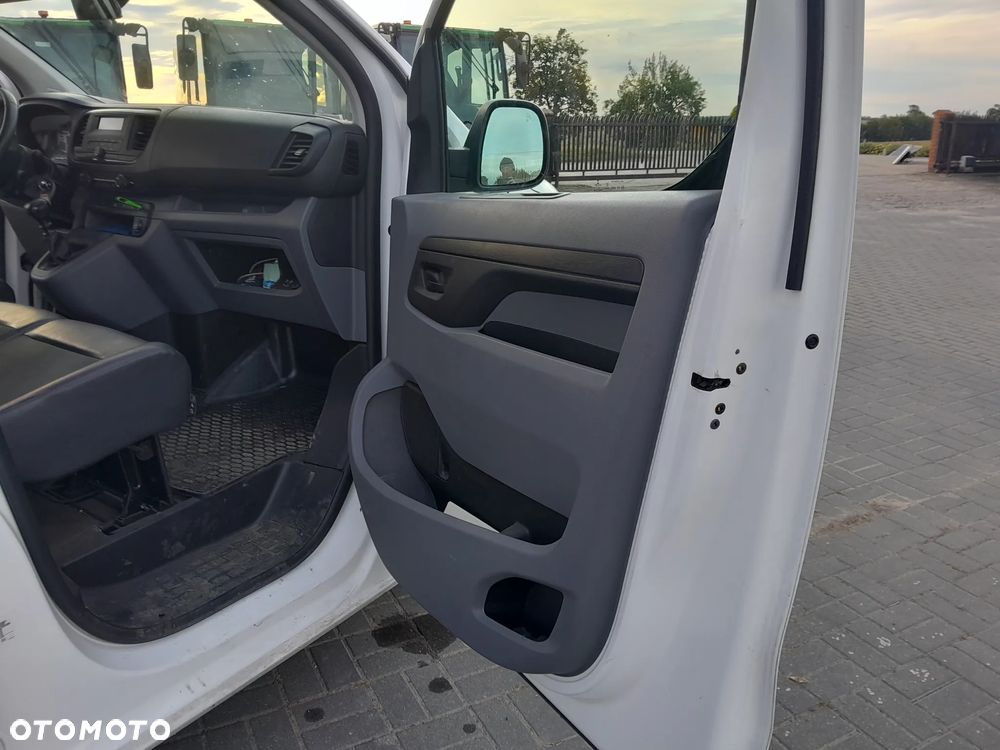 Opel Vivaro furgon - 13