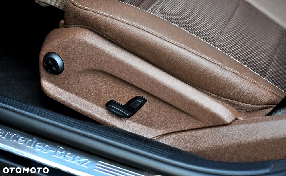 Mercedes-Benz Klasa E 220 d AMG - 14
