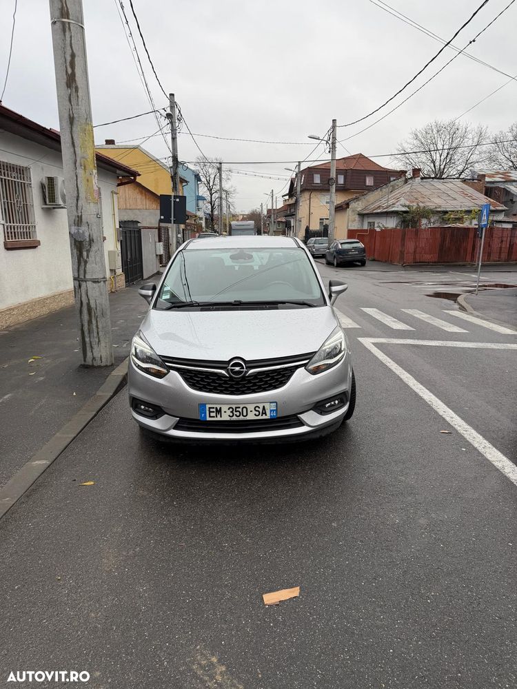Opel Zafira - 2