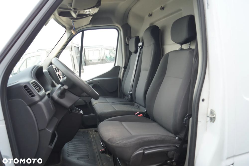 Renault Master - 15