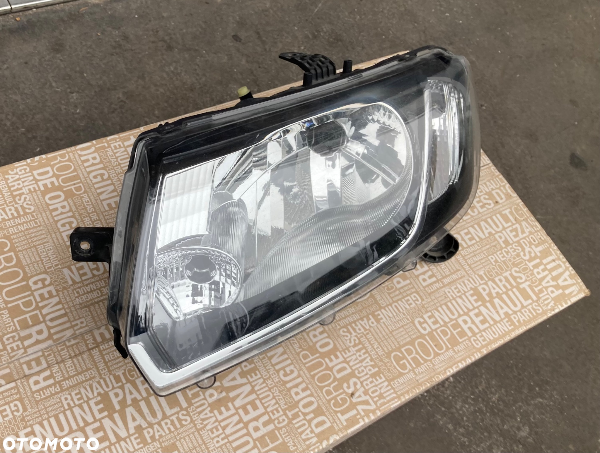 DACIA Logan Sandero 2 II stepway LAMPA PRZEDNIA LEWA REFLEKTOR LEWY PRZÓD Wwa - 11