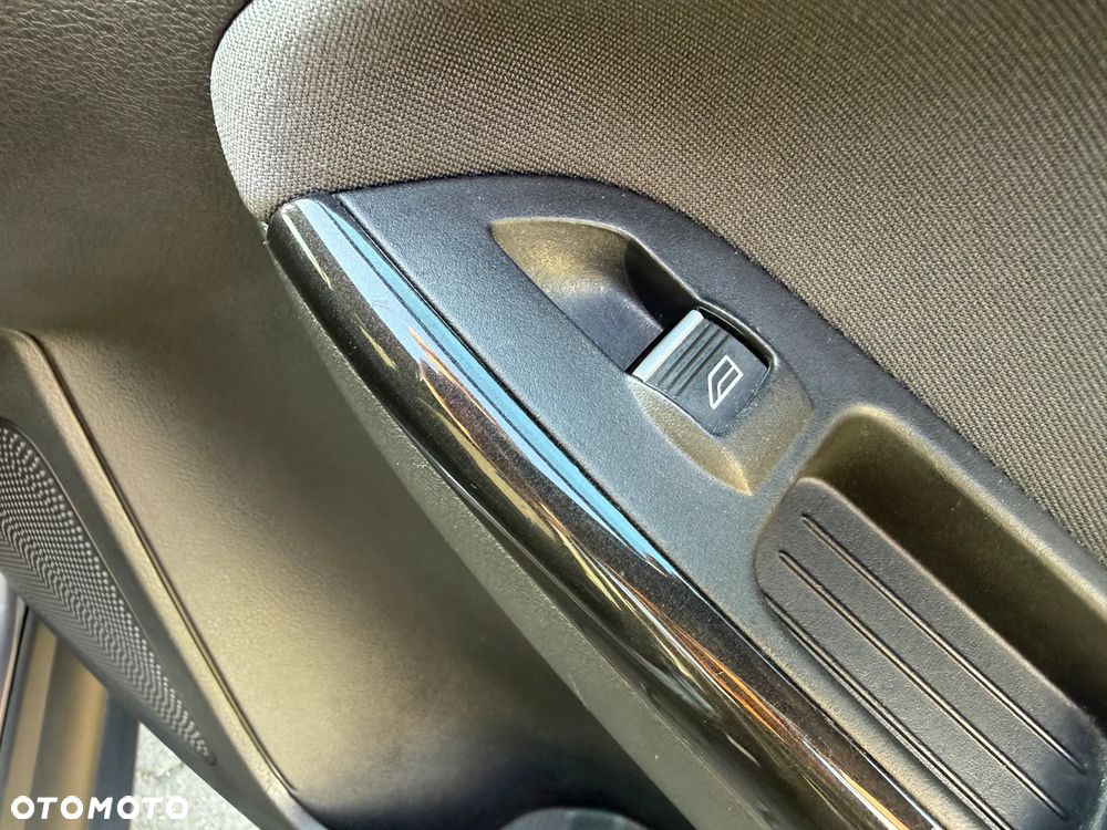 Ford Focus 1.0 EcoBoost Titanium ASS - 23