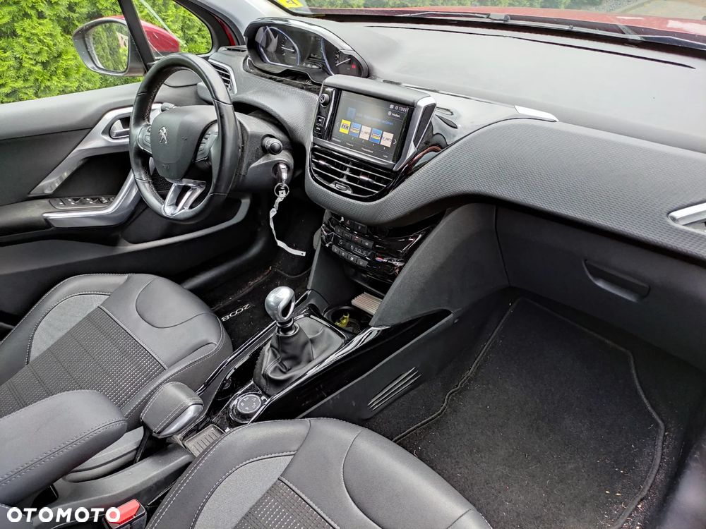 Peugeot 2008 PureTech 110 Stop&Start Allure - 16