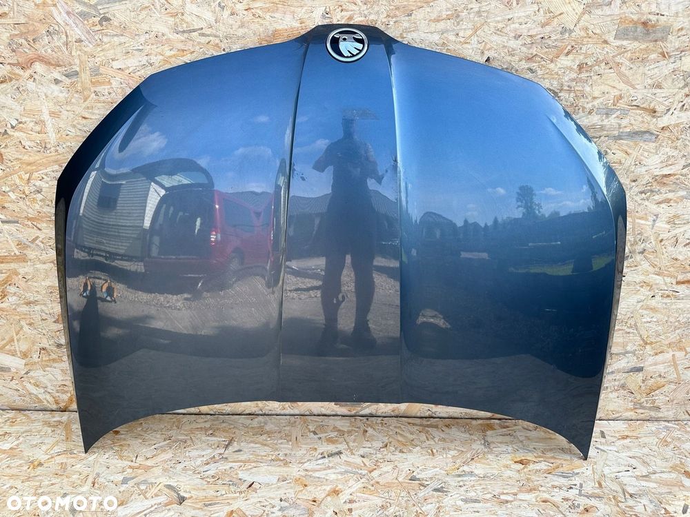 Skoda Fabia III 6V maska pokrywa silnika oryginalna 6V0