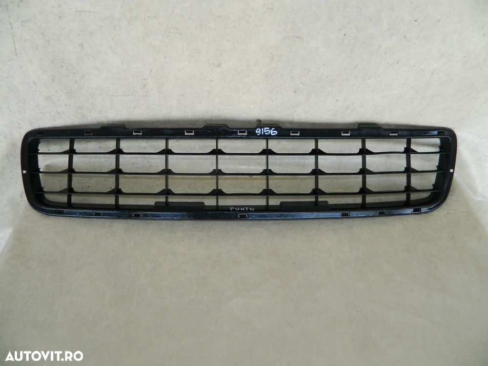Grila intre proiectoare, Fiat Punto facelift, 2003, 2004, 2005, 2006,, 735320216 - 2
