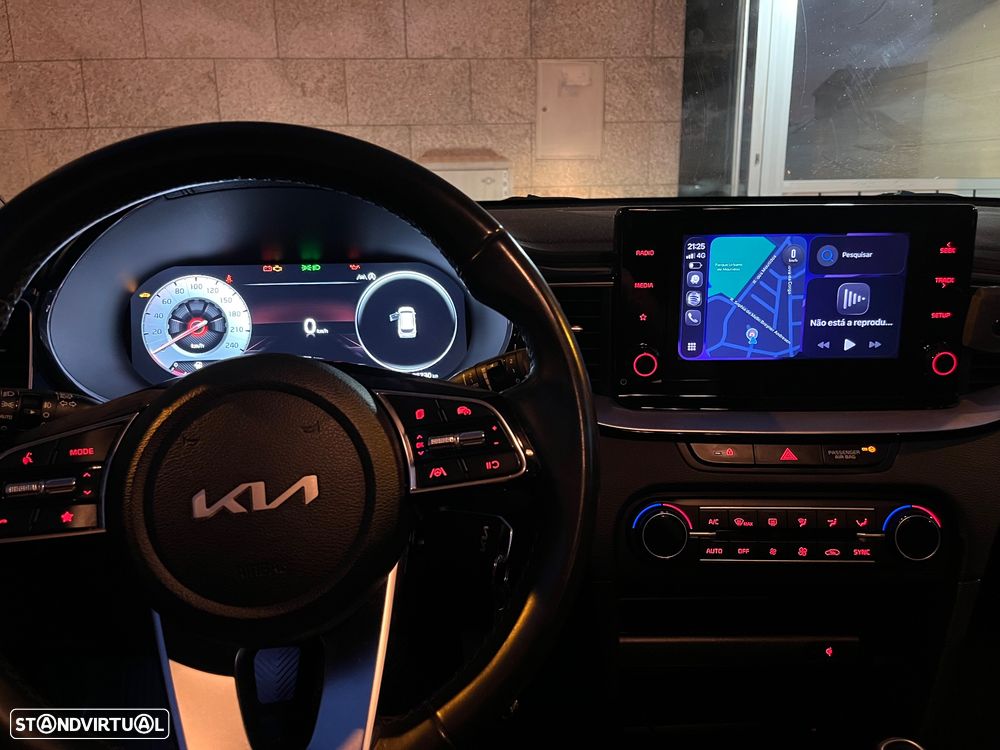 Kia Ceed SW 1.0 T-GDI Sport - 11