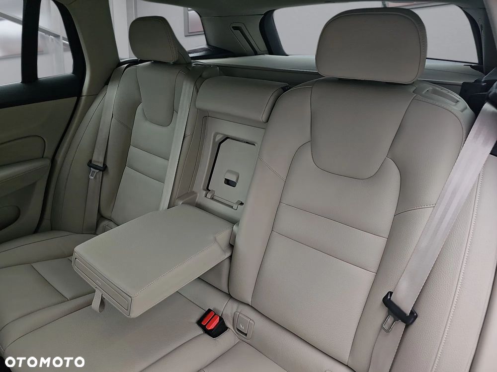 Volvo V60 - 19