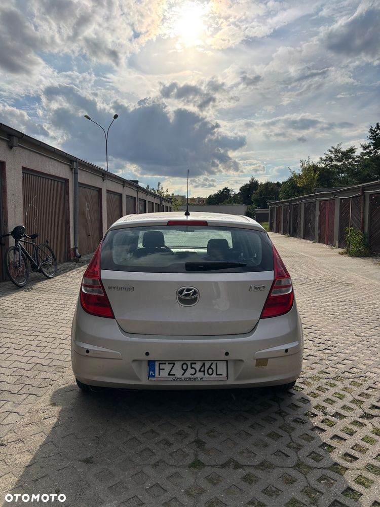 Hyundai i30 1.6 CRDi Base - 3