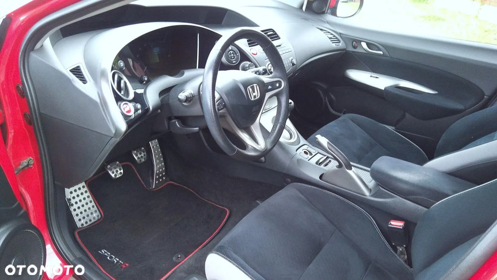 Toyota Auris 1.4 D-4D Terra - 20