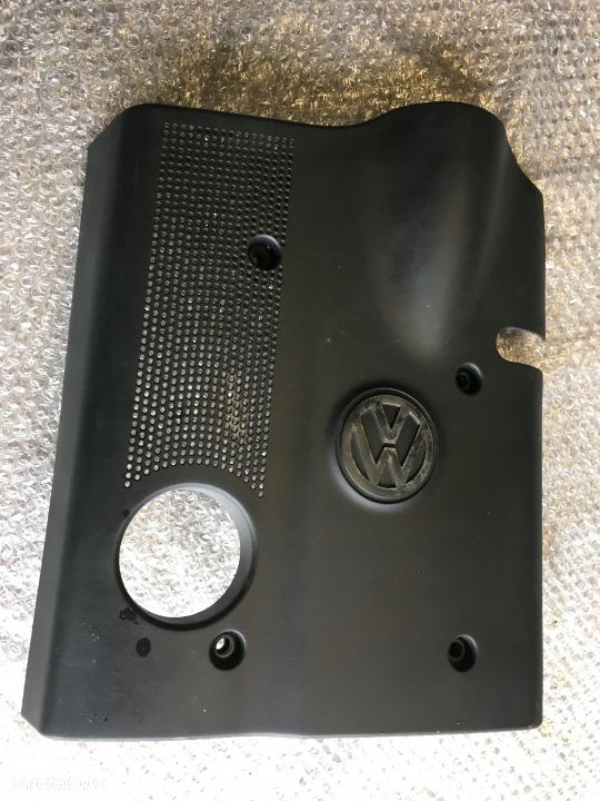 OSŁONA SILNIKA VW PASSAT B5 1.6 AHL 06B103935C - 1