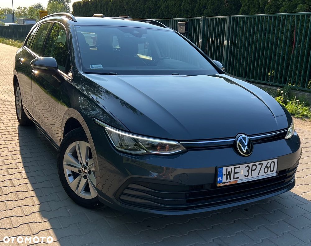Volkswagen Golf 1.5 eTSI EVO Life DSG - 1