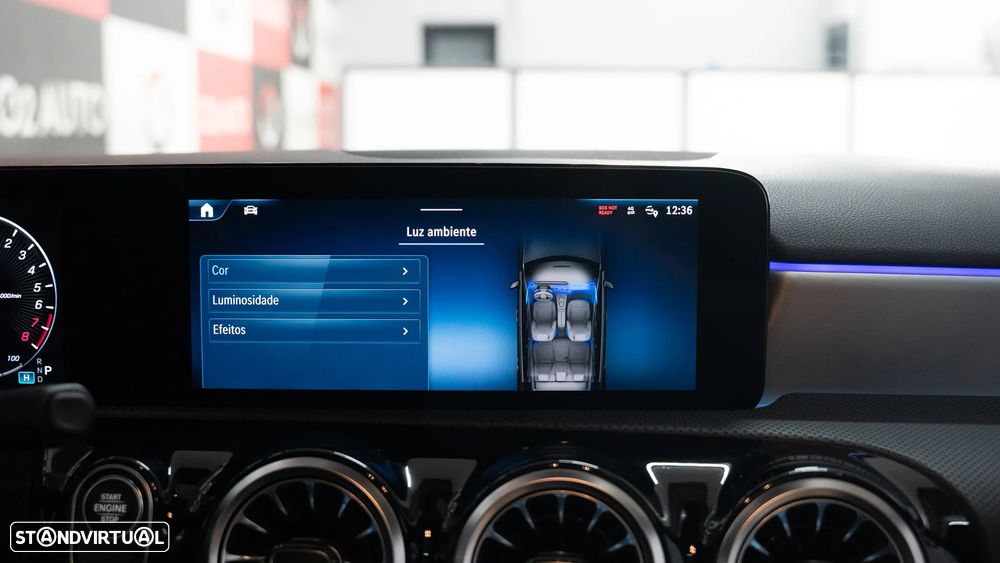 Mercedes-Benz A 250 e AMG Line - 18